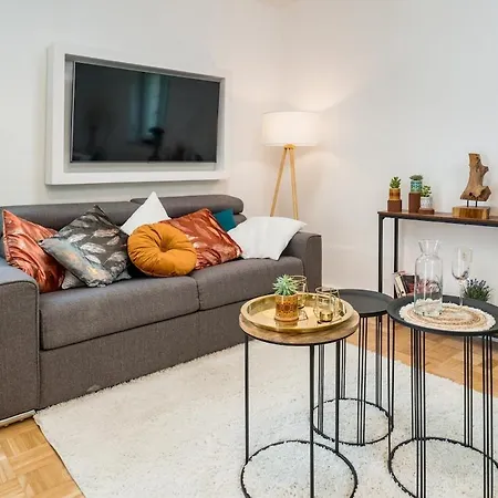 Og2 L - Wunderschoene 70m2 2-zimmer Naehe Salzburg Διαμέρισμα